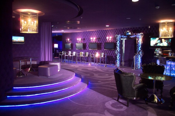 Velvet Bar